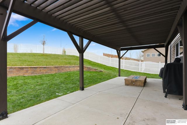 17224 Morgan Avenue, Gretna, NE 68028