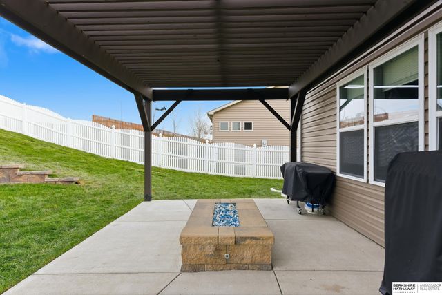 17224 Morgan Avenue, Gretna, NE 68028