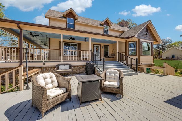 810 Kiowa Drive E, Gainesville, TX 76240