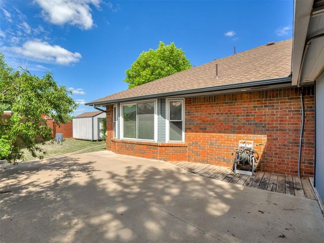 7232 NW 102nd Street, Oklahoma City, OK 73162