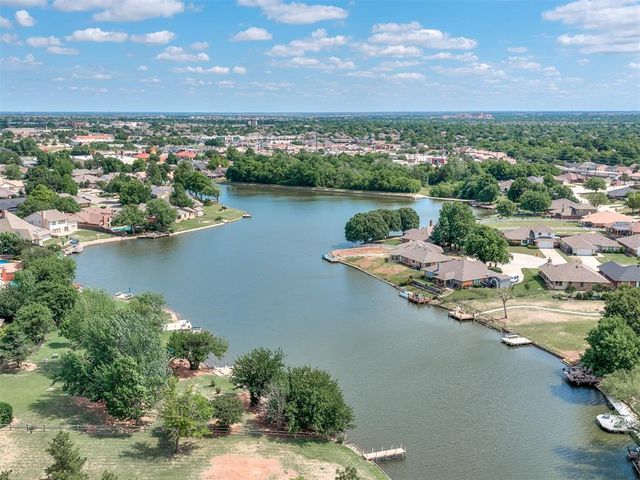 7232 NW 102nd Street, Oklahoma City, OK 73162