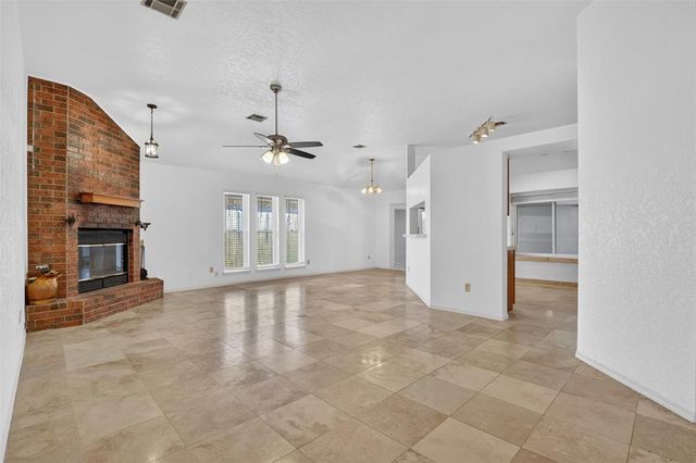7232 NW 102nd Street, Oklahoma City, OK 73162