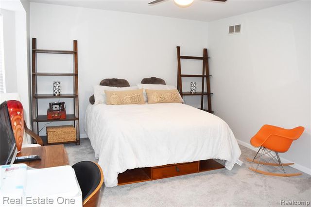 43513 Pendleton Circle, Sterling Heights, MI 48313