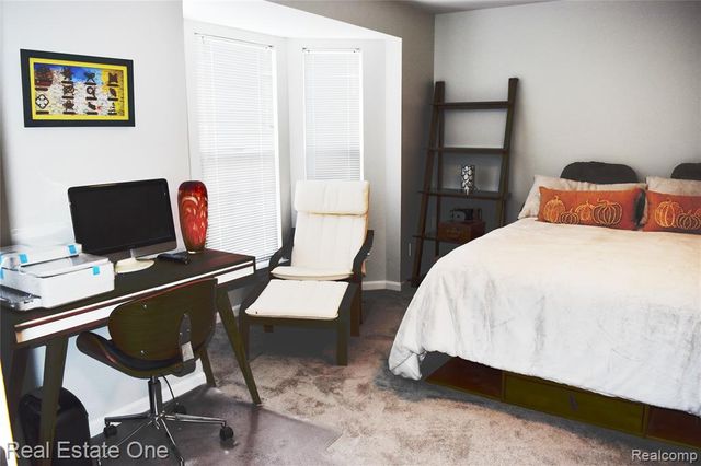 43513 Pendleton Circle, Sterling Heights, MI 48313