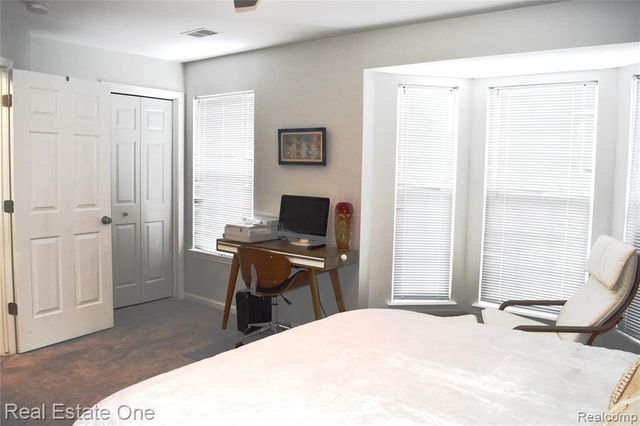 43513 Pendleton Circle, Sterling Heights, MI 48313