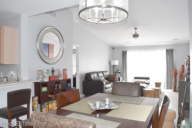 43513 Pendleton Circle, Sterling Heights, MI 48313