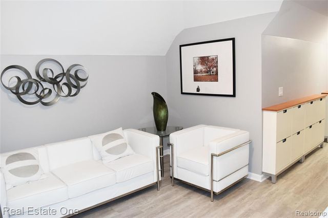 43513 Pendleton Circle, Sterling Heights, MI 48313