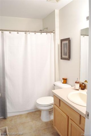 43513 Pendleton Circle, Sterling Heights, MI 48313