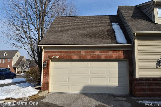 43513 Pendleton Circle, Sterling Heights, MI 48313