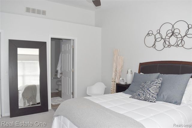 43513 Pendleton Circle, Sterling Heights, MI 48313