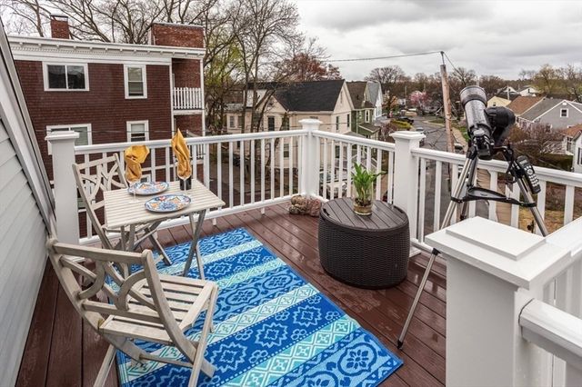 40 Catherine B, Boston, MA 02131