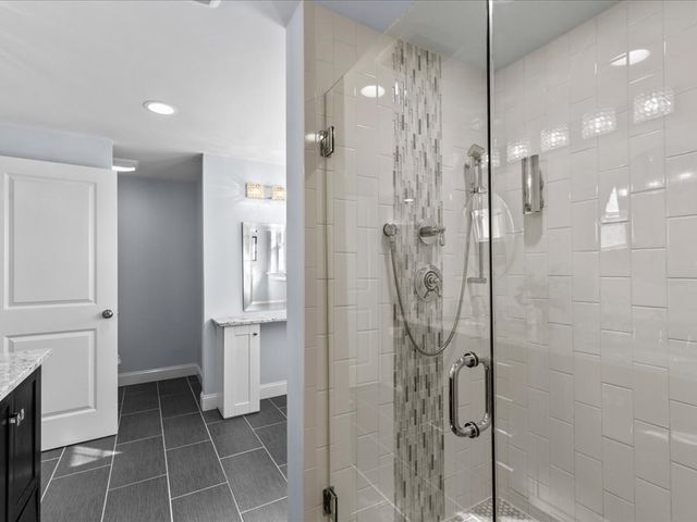 40 Catherine B, Boston, MA 02131