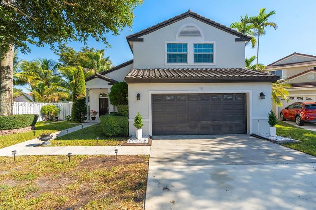 2003 NW 181st Ave, Pembroke Pines, FL 33029