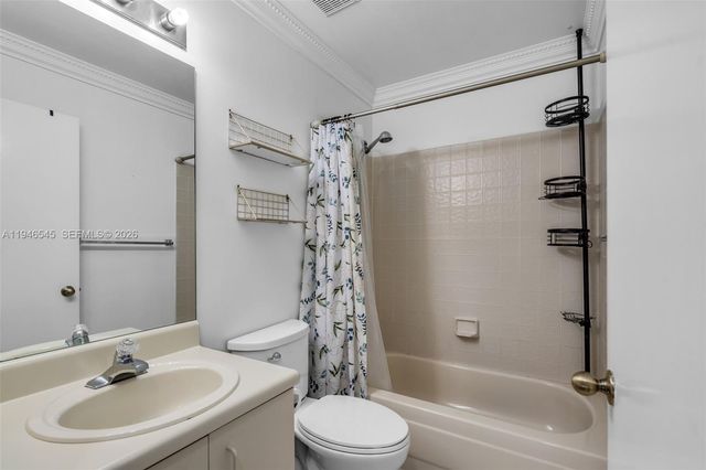 2003 NW 181st Ave, Pembroke Pines, FL 33029