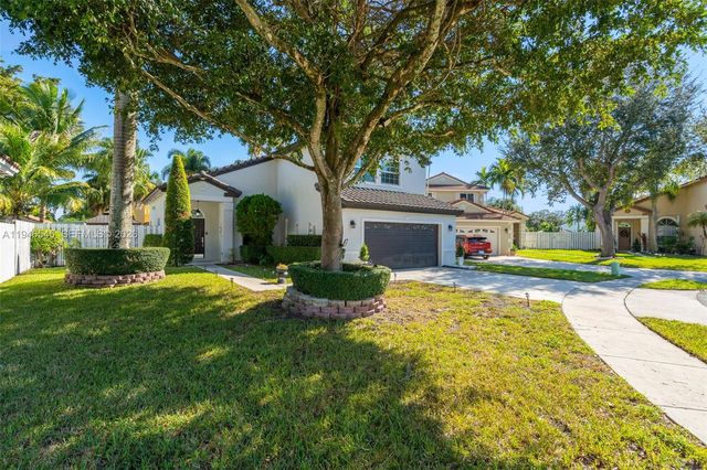 2003 NW 181st Ave, Pembroke Pines, FL 33029