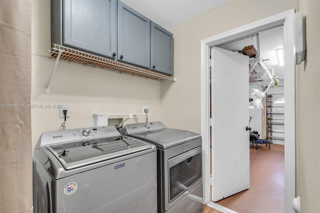 2003 NW 181st Ave, Pembroke Pines, FL 33029