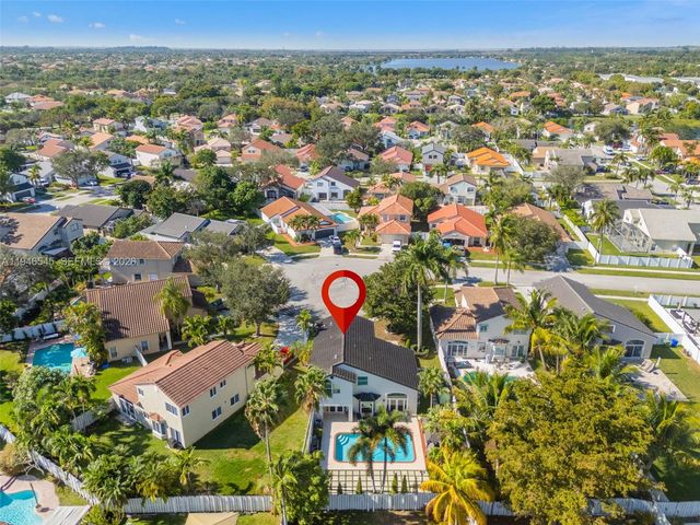 2003 NW 181st Ave, Pembroke Pines, FL 33029