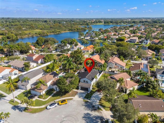 2003 NW 181st Ave, Pembroke Pines, FL 33029