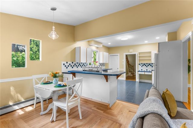 280 Cole Avenue, Providence, RI 02906