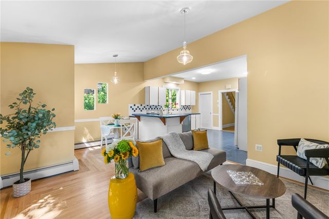 280 Cole Avenue, Providence, RI 02906