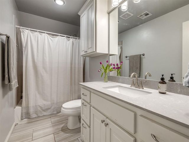 4508 Baldwin Avenue, Moore, OK 73160