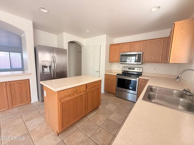 2618 N 107th Lane, Avondale, AZ 85392
