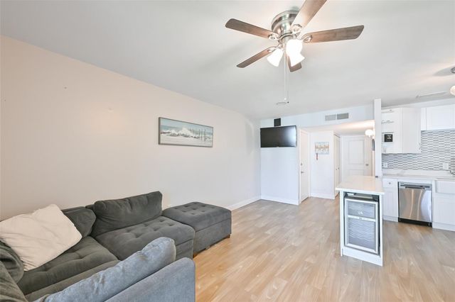 237 S MCMULLEN BOOTH ROAD 50, Clearwater, FL 33759