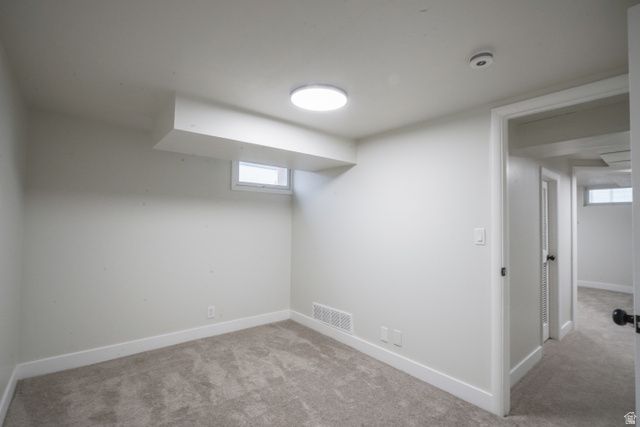 5368 S 2200 W, Roy, UT 84067