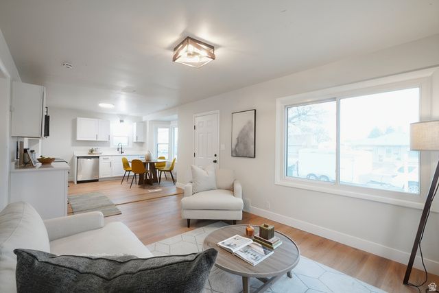 5368 S 2200 W, Roy, UT 84067