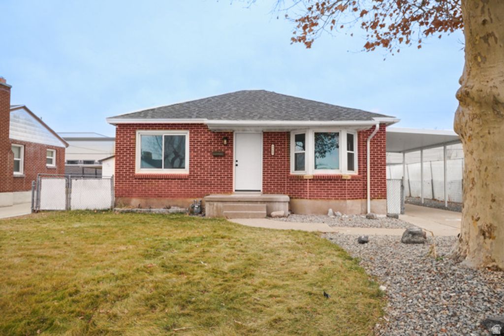 5368 S 2200 W, Roy, UT 84067