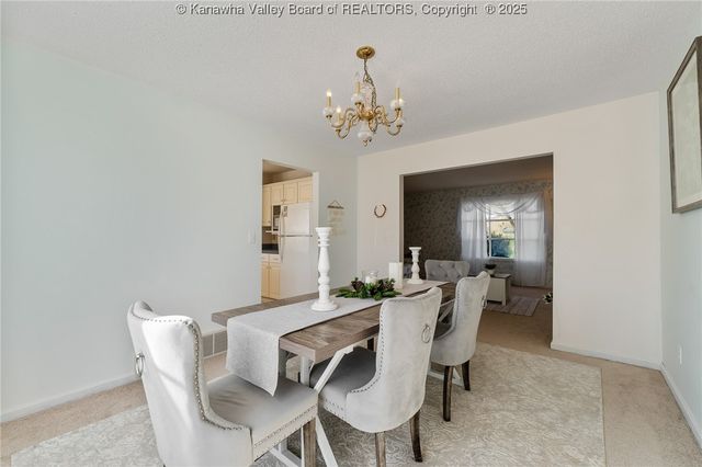 10 Windsong Way, Nitro, WV 25143