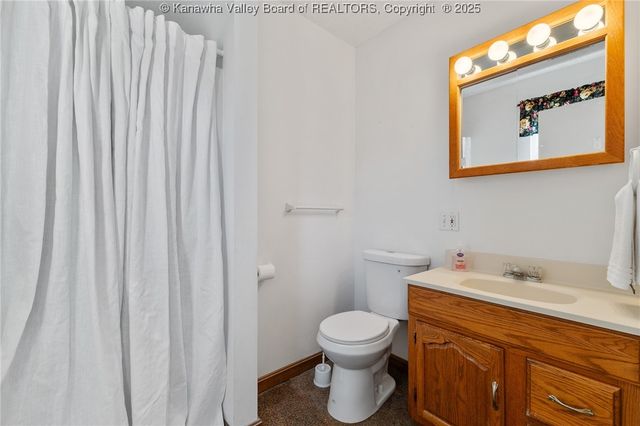 10 Windsong Way, Nitro, WV 25143