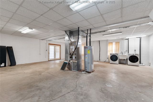 10 Windsong Way, Nitro, WV 25143