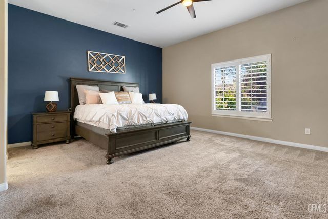 13012 Plumas Wood Lane, Bakersfield, CA 93314