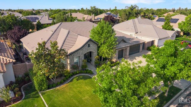13012 Plumas Wood Lane, Bakersfield, CA 93314