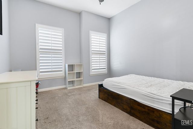 13012 Plumas Wood Lane, Bakersfield, CA 93314