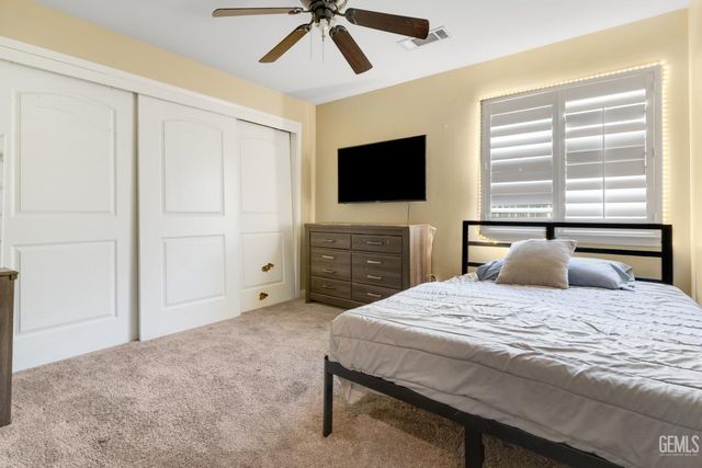 13012 Plumas Wood Lane, Bakersfield, CA 93314