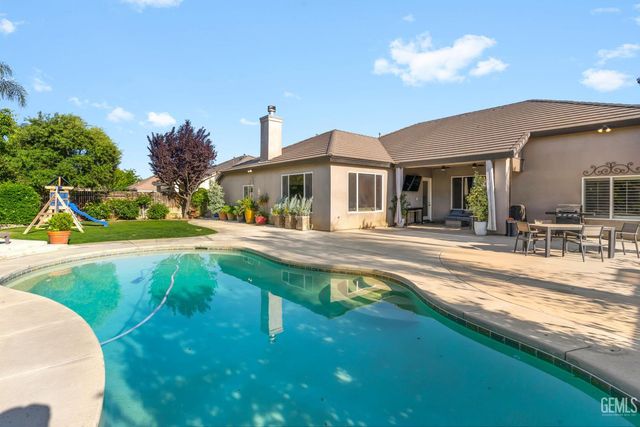 13012 Plumas Wood Lane, Bakersfield, CA 93314
