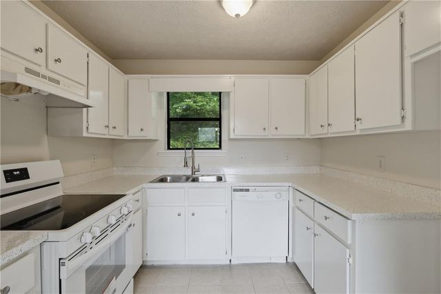 79 Sandalwood Circle, Lawrenceville, GA 30046