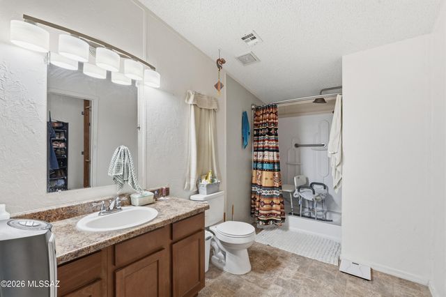 17040 W Calle Carmela, Marana, AZ 85653