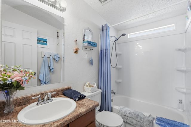 17040 W Calle Carmela, Marana, AZ 85653