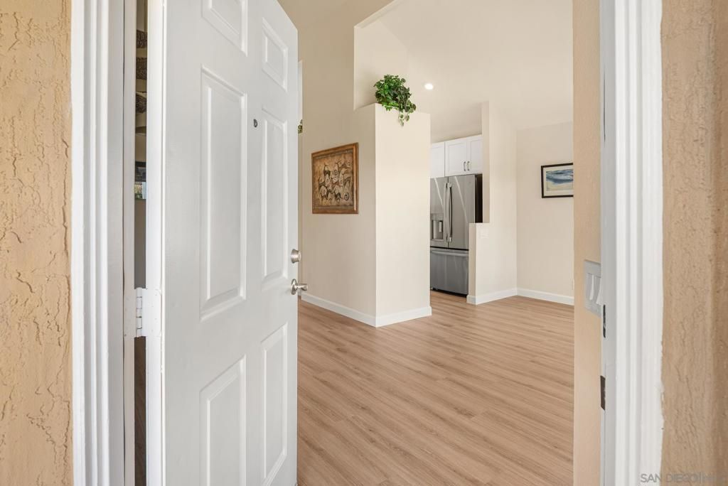 7360 Calle Cristobal 108, San Diego, CA 92126 — photo 3
