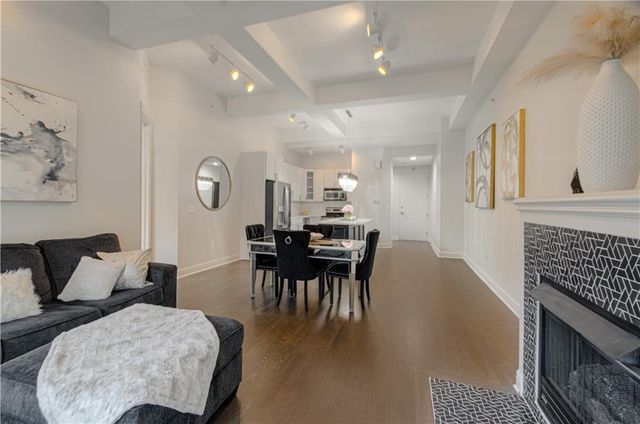 1101 Walnut Street 505, Kansas City, MO 64106