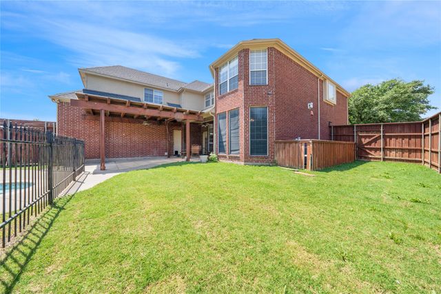 202 Brittany Drive, Coppell, TX 75019