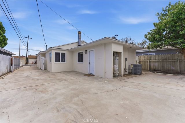 1815 E Hungerford, Long Beach, CA 90805