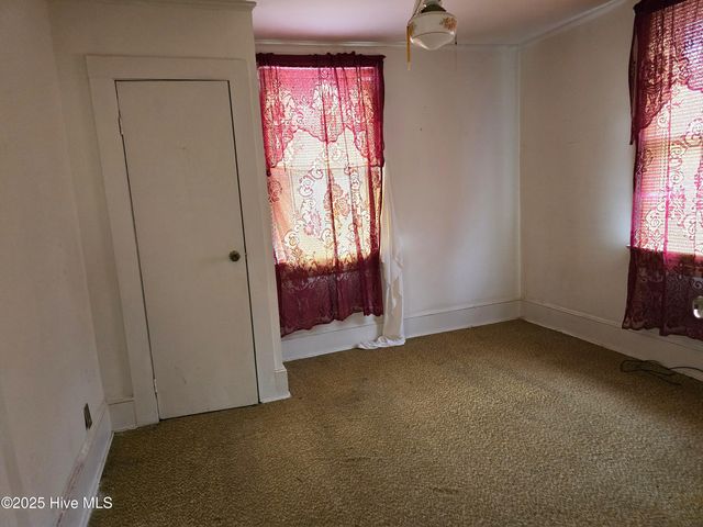 533 E Saint James Street, Tarboro, NC 27886