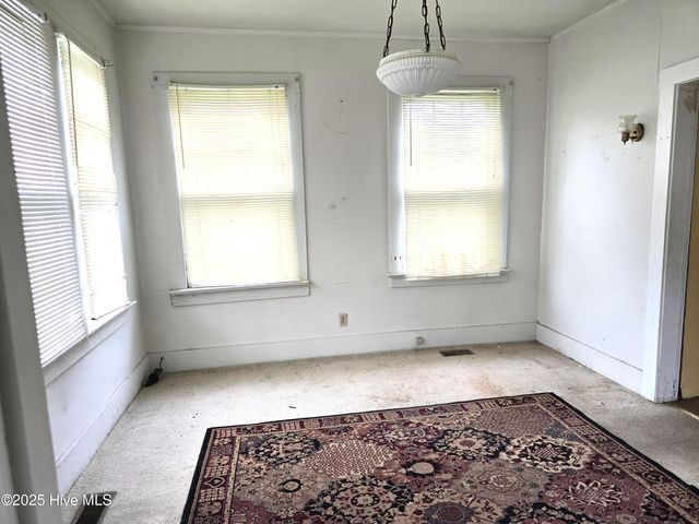 533 E Saint James Street, Tarboro, NC 27886