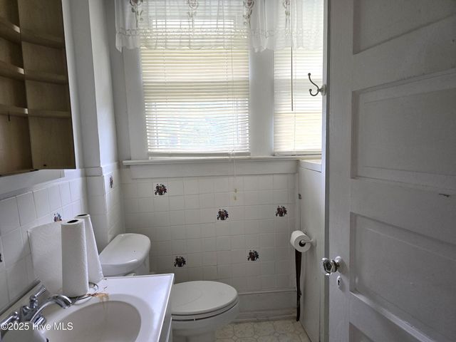 533 E Saint James Street, Tarboro, NC 27886