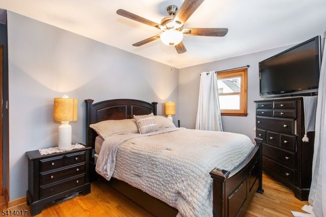 127 Dukes Rd, Rahway City, NJ 07065