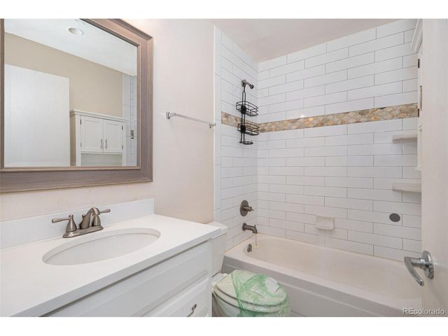 19472 E Princeton Pl, Aurora, CO 80013